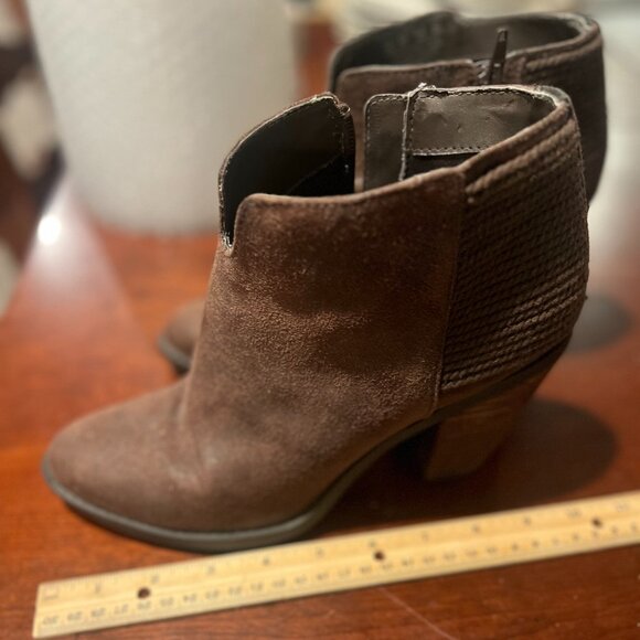 CARLOS by Carlos Santana Everett Ankle Booties Brown Microsuede - Picture 6 of 11